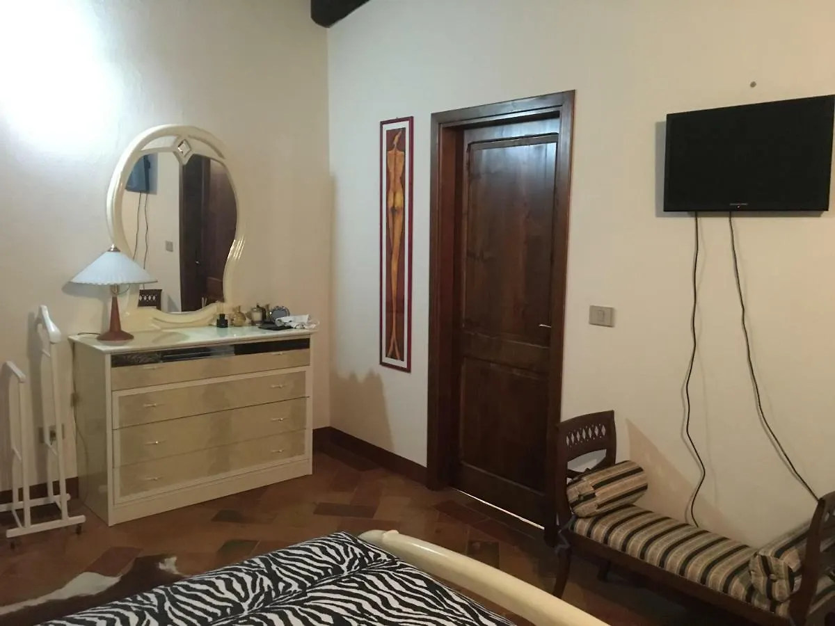 Villa Al Borgo Sansepolcro 0*,  Italia